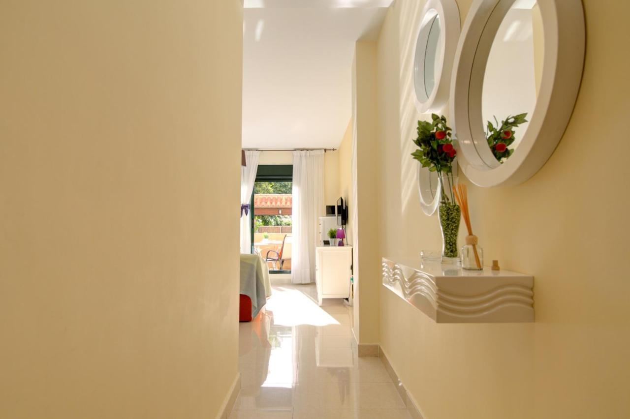 Apartamento Cala Bajo Nerja Kültér fotó